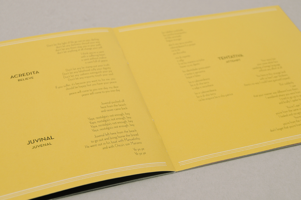 booklet-gelb.jpg